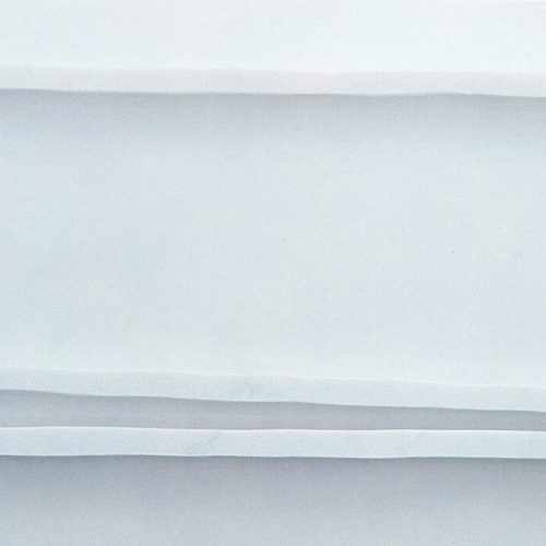 Mármore. Dimensões: 58 x 169 x 4,5 cm